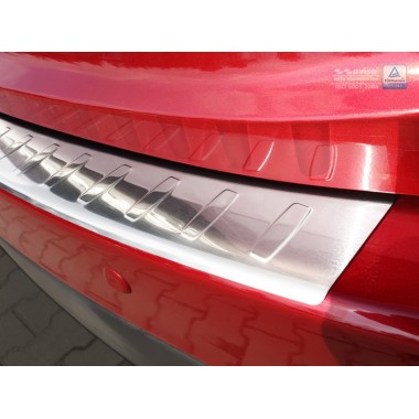 Накладка на задний бампер (матовая) Mazda 3 Hatchback (2013-/FL 2017-) бренд – Avisa главное фото